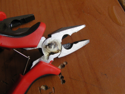 Mini-Combination-Pliers_02.jpg