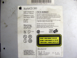 Apple-CD300-3.jpg