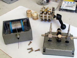 ITTSB-EU-SOLDER-WIRE-FEEDER-1.jpg