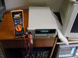 FLUKE-8842A-6.jpg