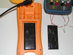 U1273A_solar_powered_proj_1.jpg