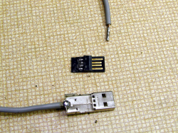 Fluke-8846A_4Wires_Ground_Clip_1.jpg