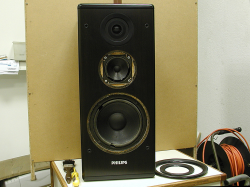 PHILIPS-FB815_FRONT_side.jpg